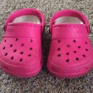 Pink fur lined toddler Crocs